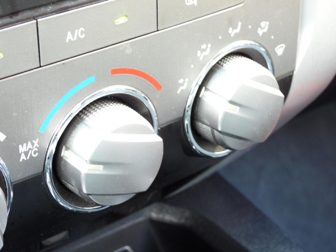 Toyota Tundra SR5 5.7L V8 Double Cab 4WD 2015