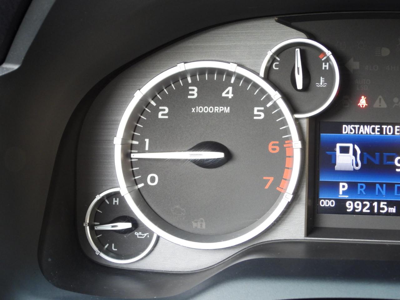 Toyota Tundra SR5 5.7L V8 Double Cab 4WD 2015