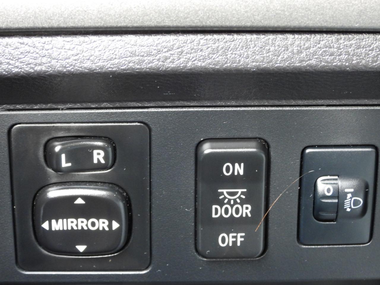 Toyota Tundra SR5 5.7L V8 Double Cab 4WD 2015