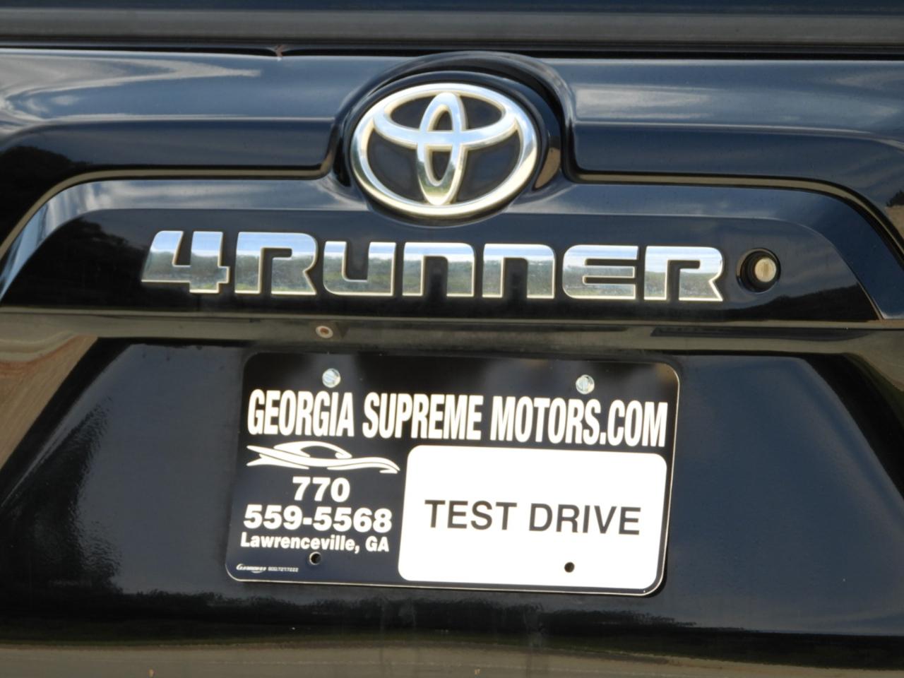 Toyota 4Runner SR5 2WD 2016