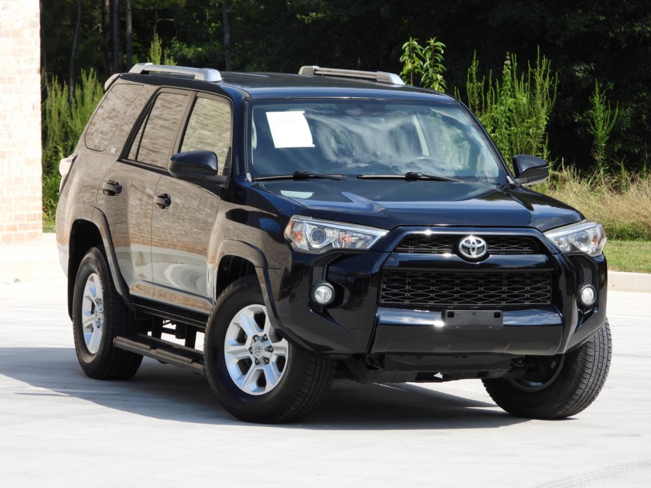 Toyota 4Runner SR5 2WD 2016