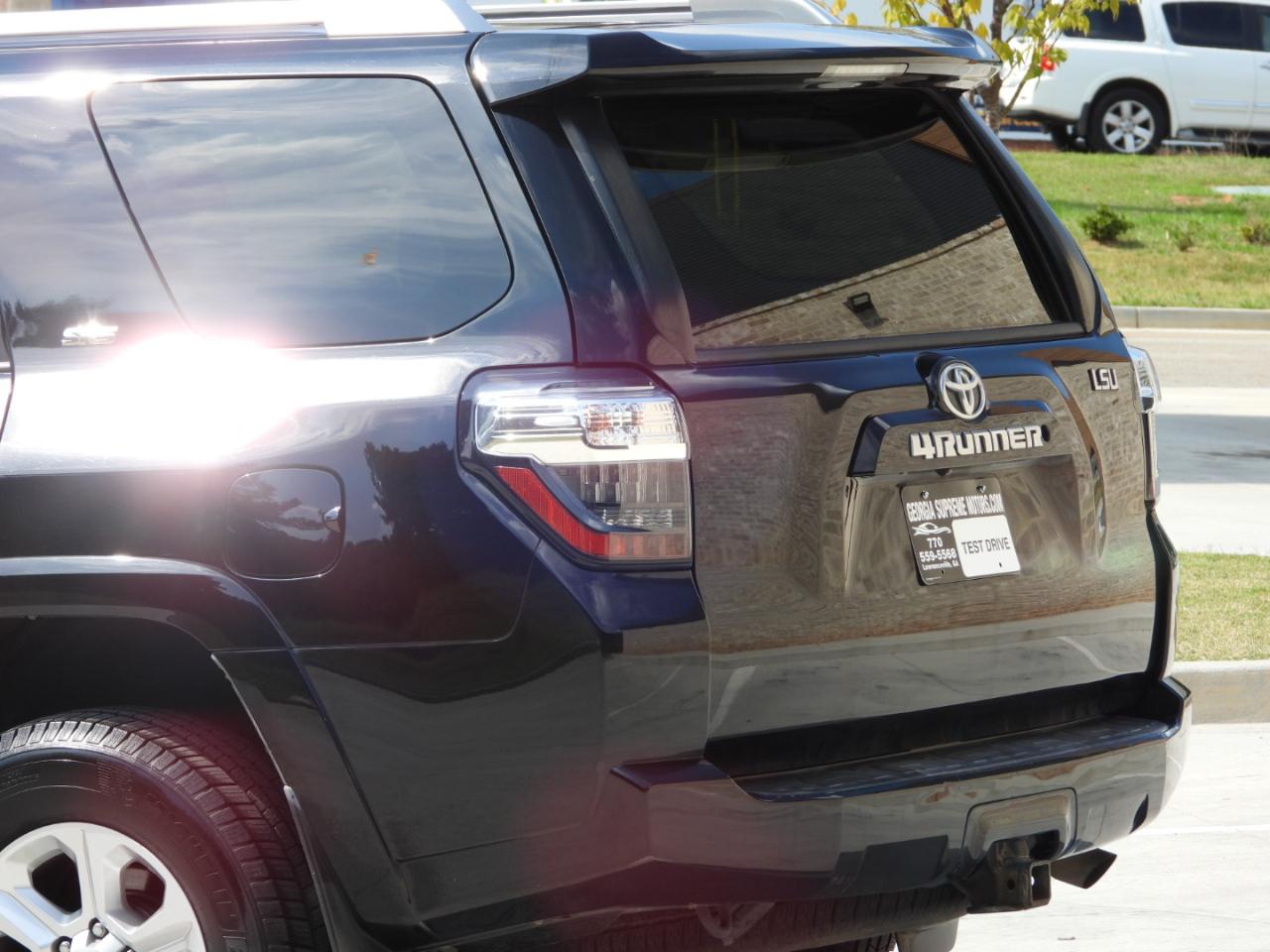Toyota 4Runner SR5 2WD 2016