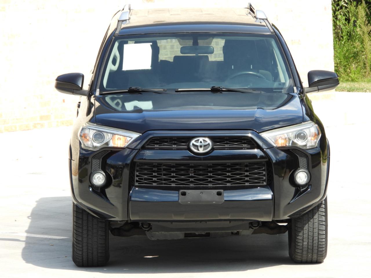 Toyota 4Runner SR5 2WD 2016