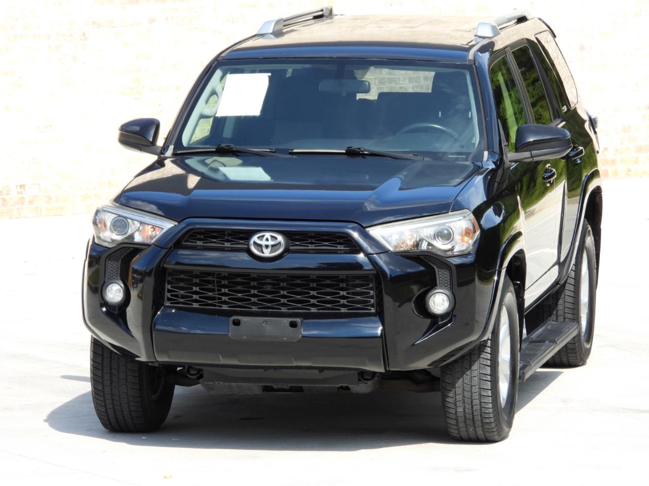 Toyota 4Runner SR5 2WD 2016