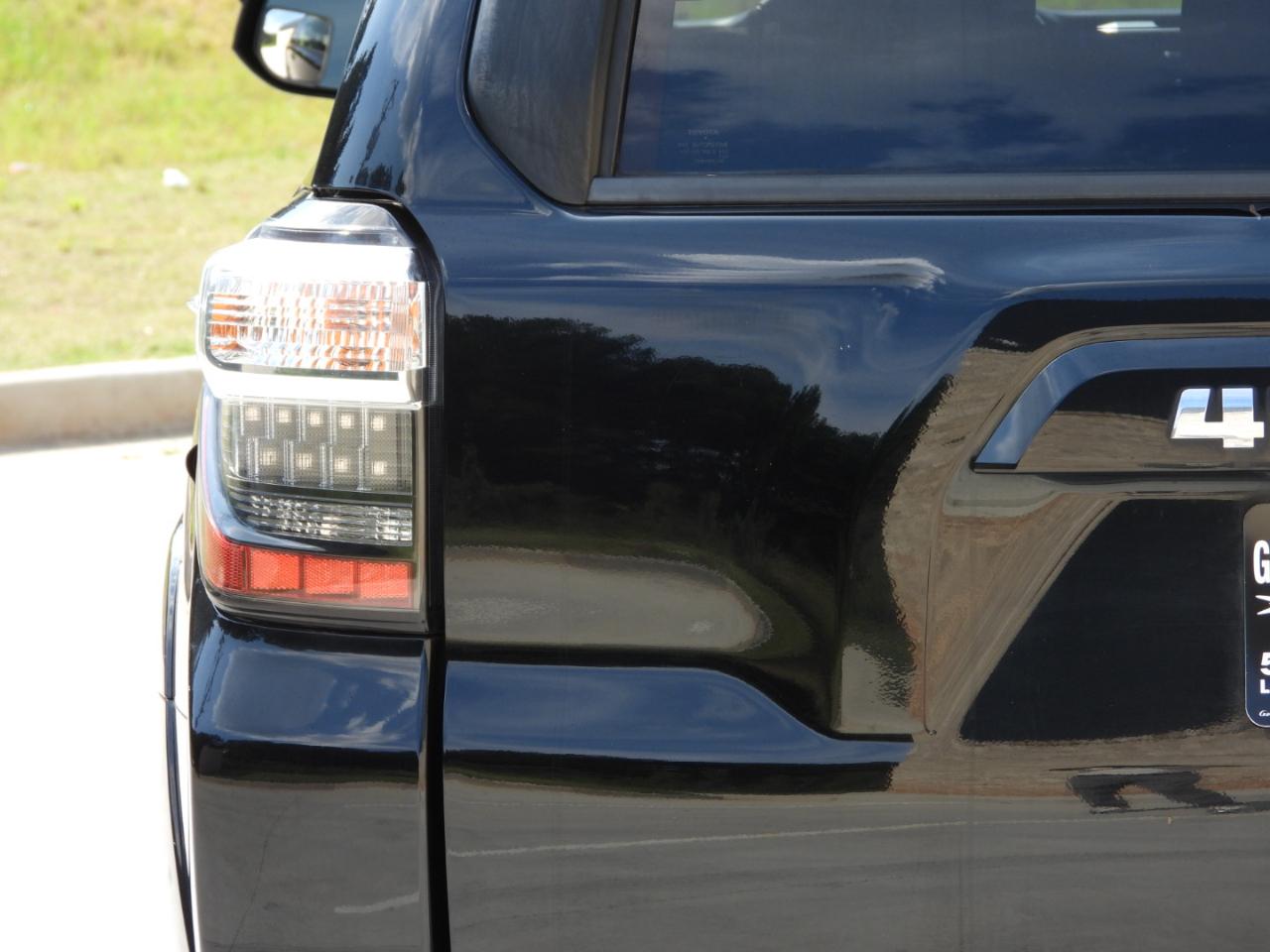 Toyota 4Runner SR5 2WD 2016