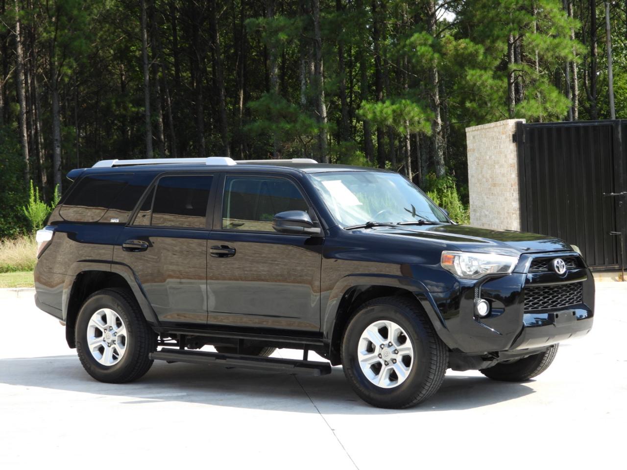 Toyota 4Runner SR5 2WD 2016
