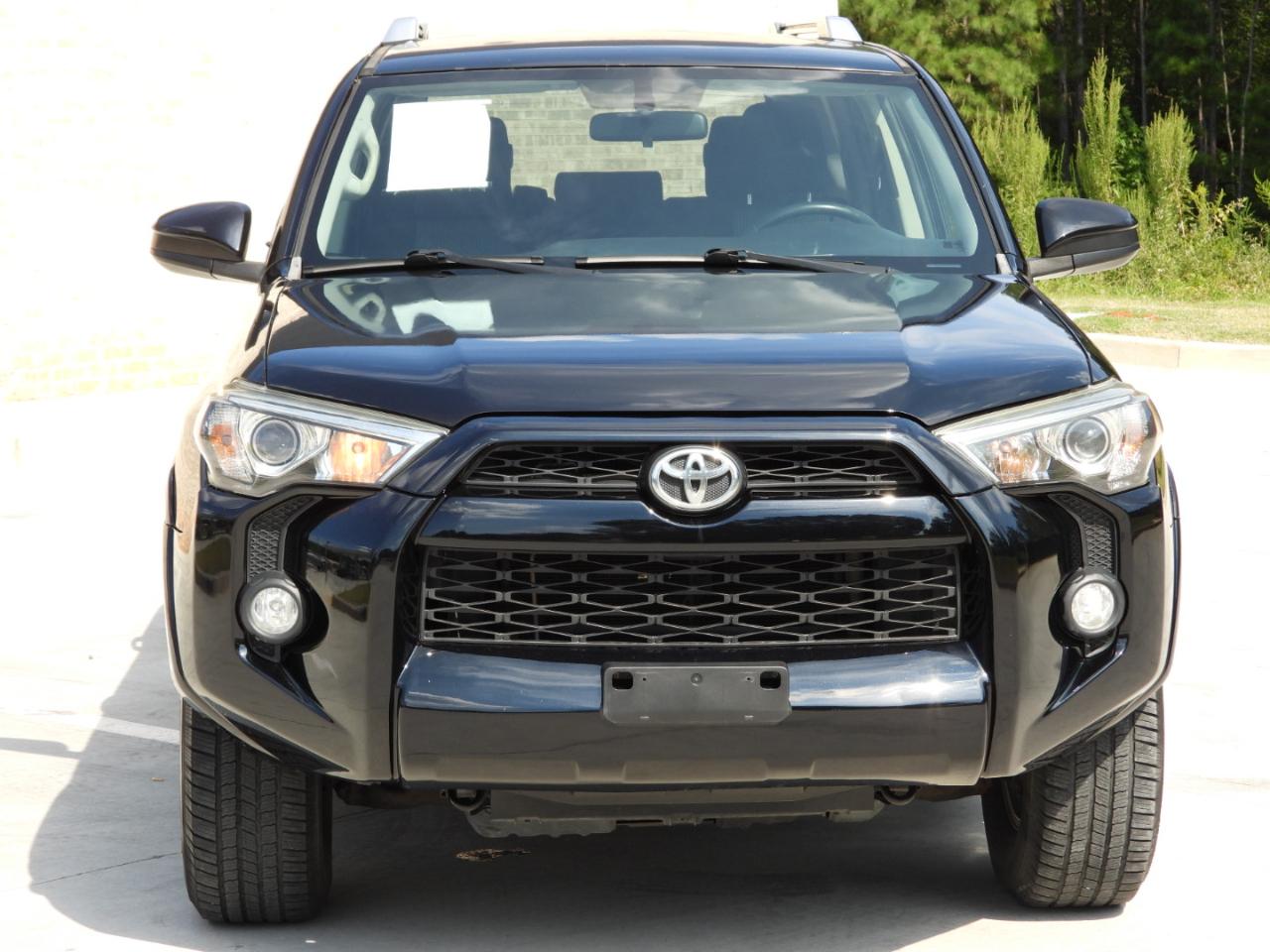 Toyota 4Runner SR5 2WD 2016