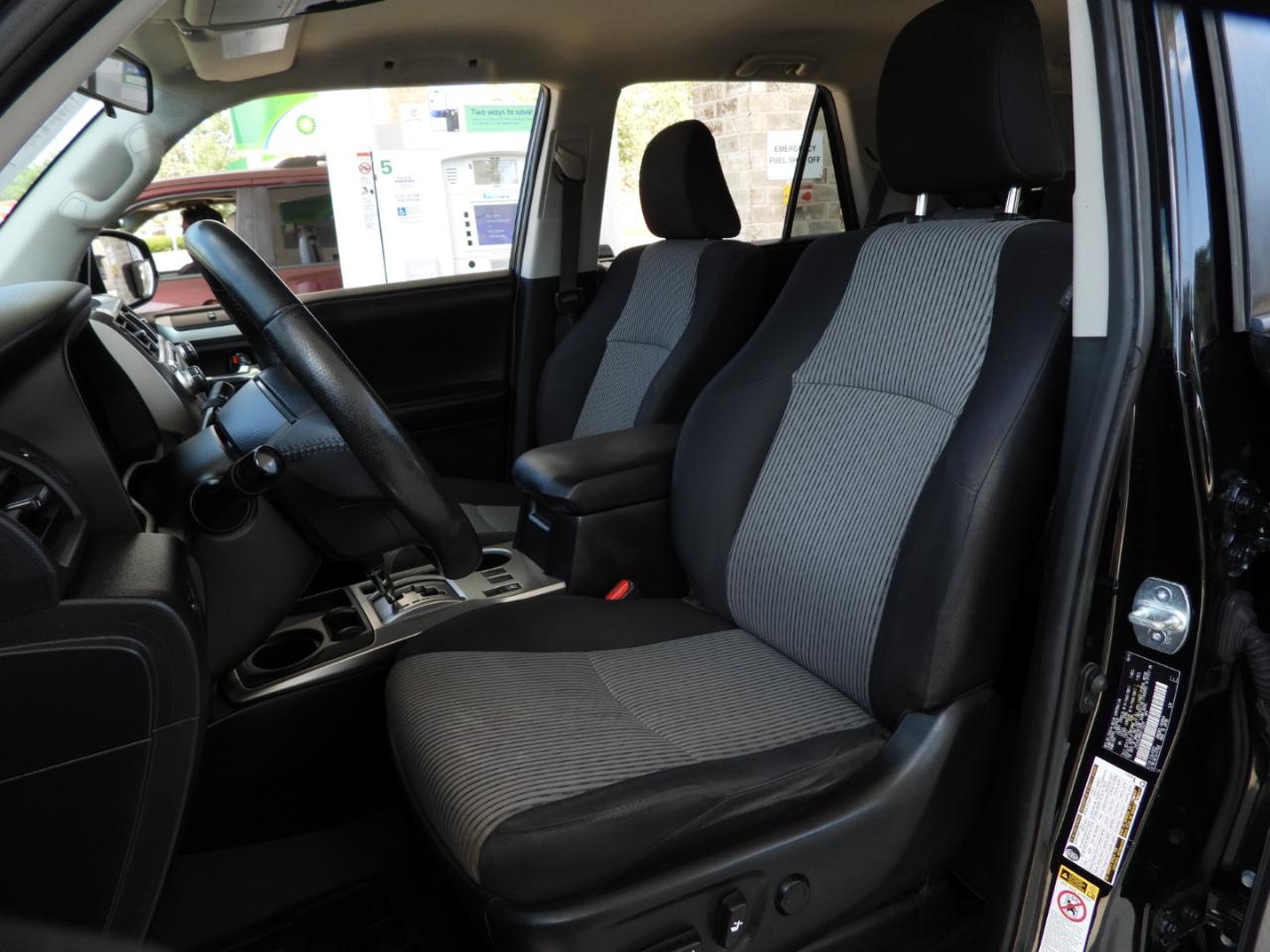 Toyota 4Runner SR5 2WD 2016
