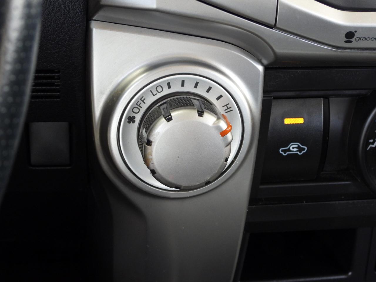 Toyota 4Runner SR5 2WD 2016