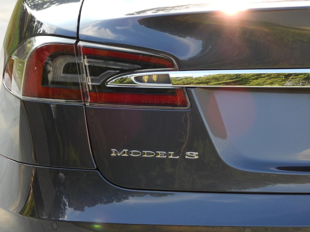 Tesla Model S 75D AWD 2017