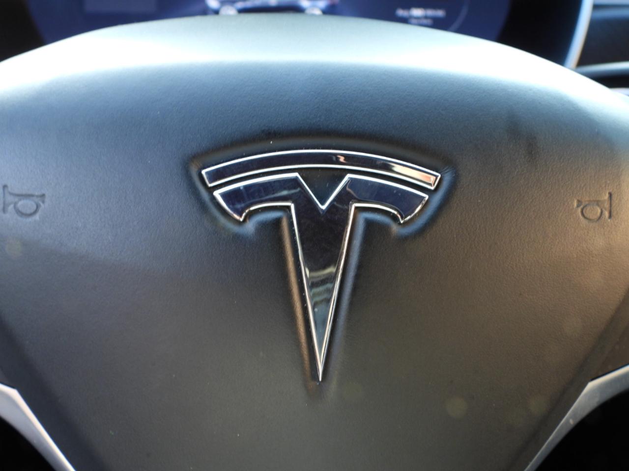 Tesla Model S 75D AWD 2017