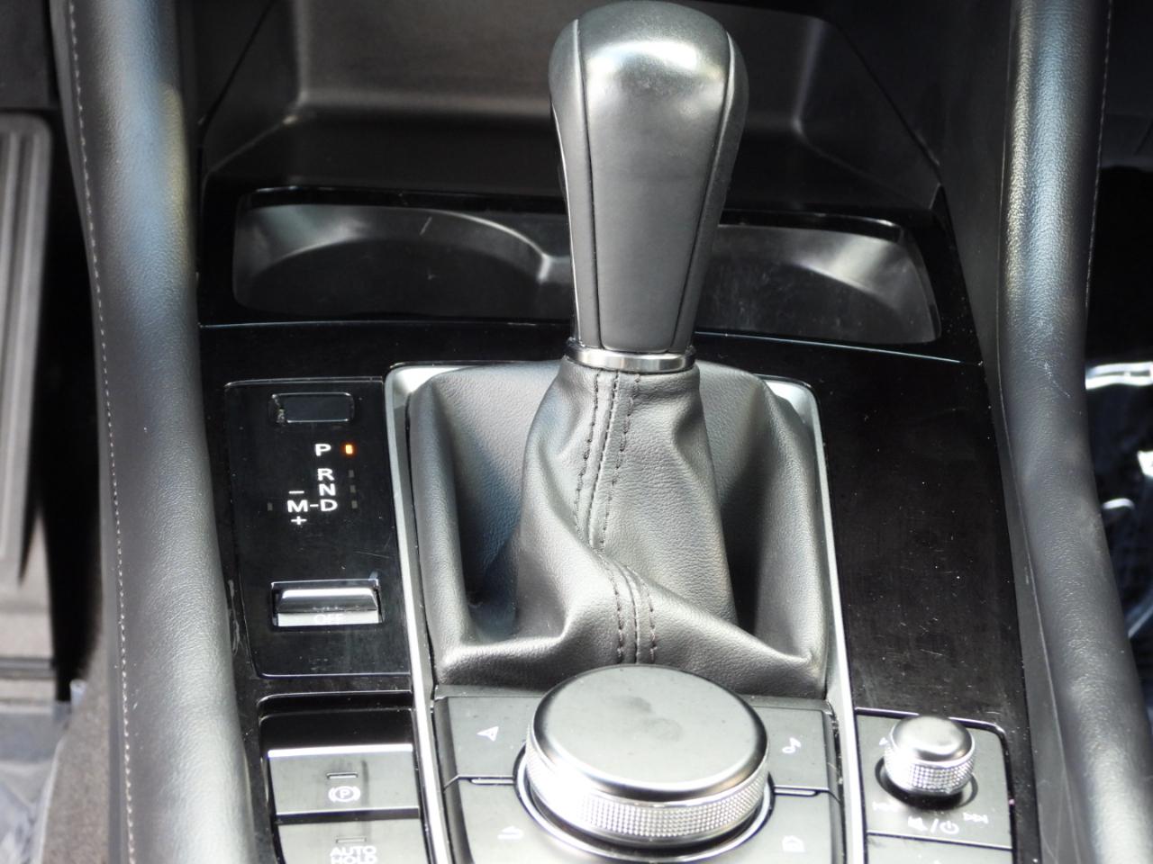 Mazda MAZDA3 2.5 S Select Sport 2024