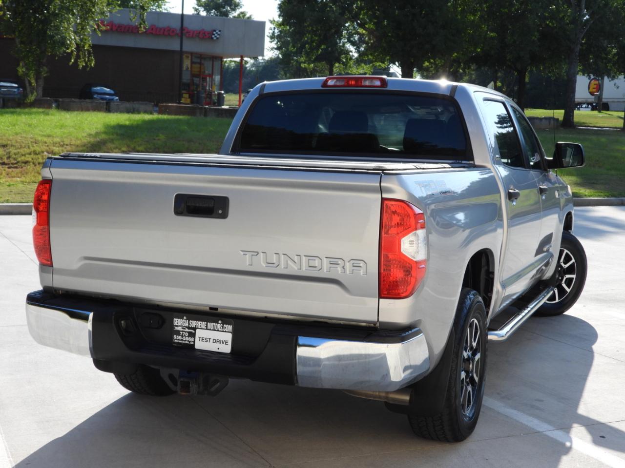 Toyota Tundra SR5 5.7L V8 FFV CrewMax 2WD 2016