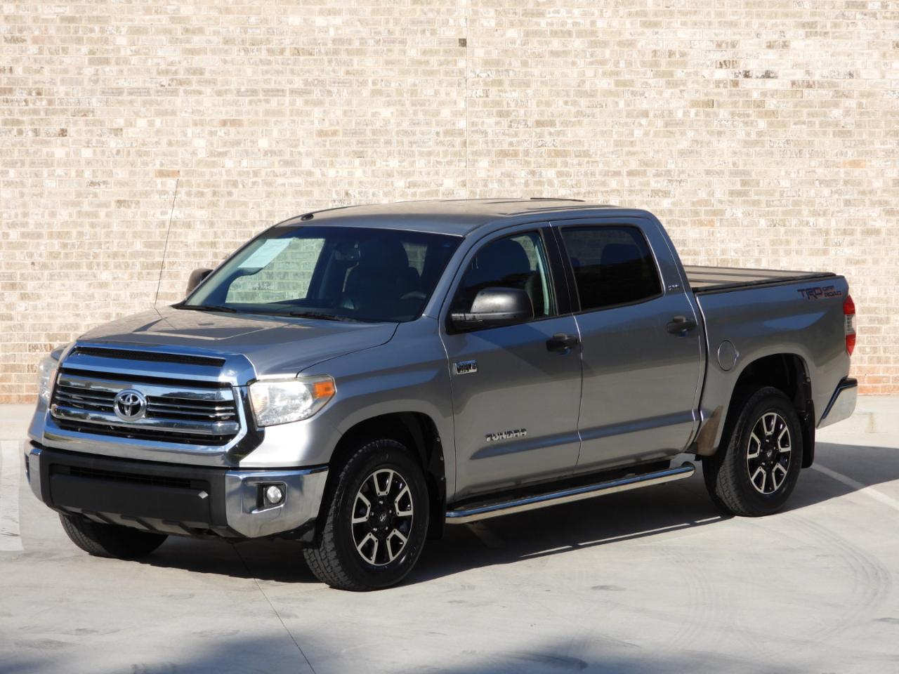 Toyota Tundra SR5 5.7L V8 FFV CrewMax 2WD 2016