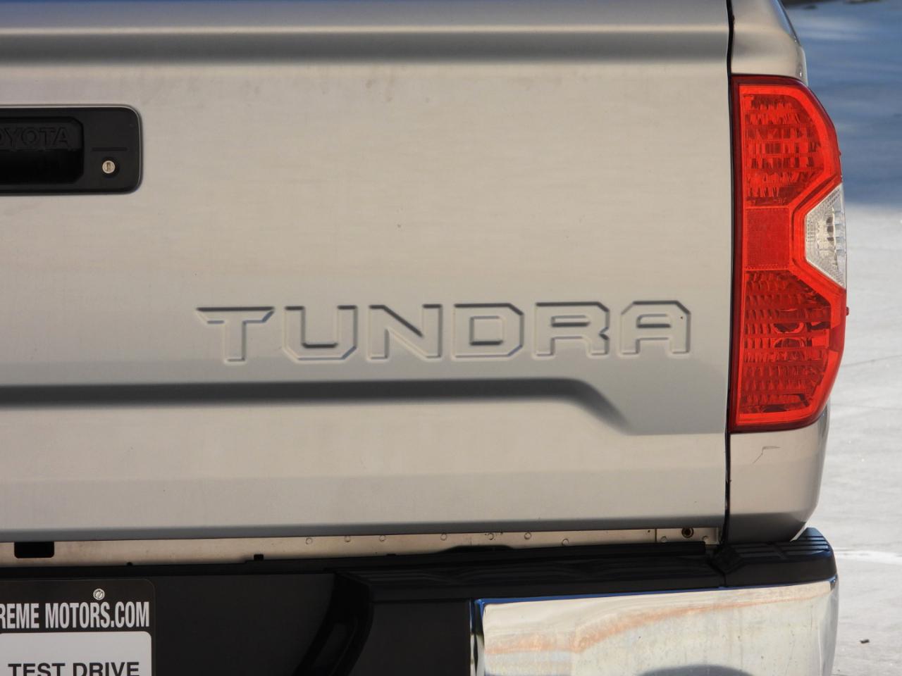 Toyota Tundra SR5 5.7L V8 FFV CrewMax 2WD 2016