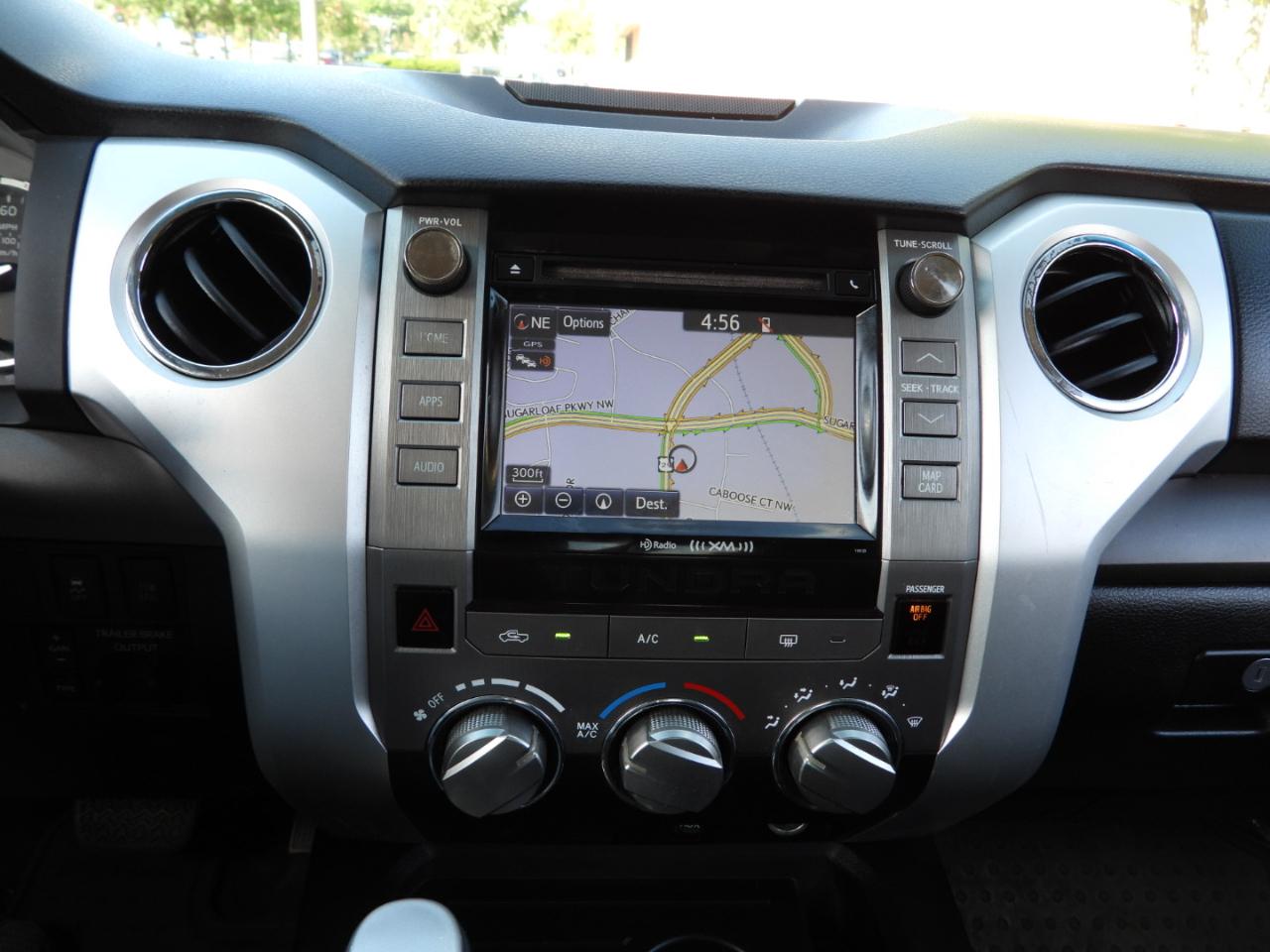 Toyota Tundra SR5 5.7L V8 FFV CrewMax 2WD 2016