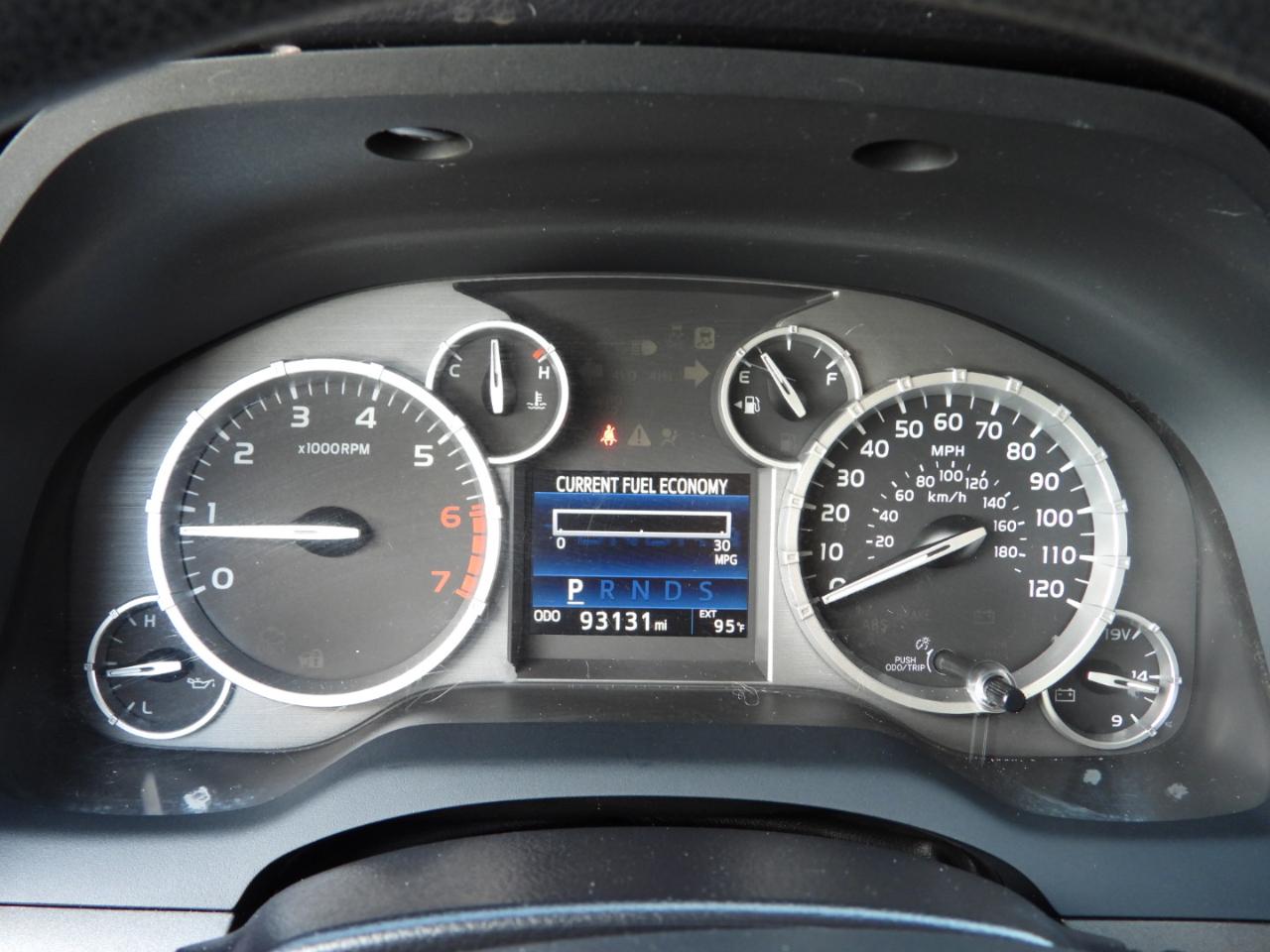 Toyota Tundra SR5 5.7L V8 FFV CrewMax 2WD 2016