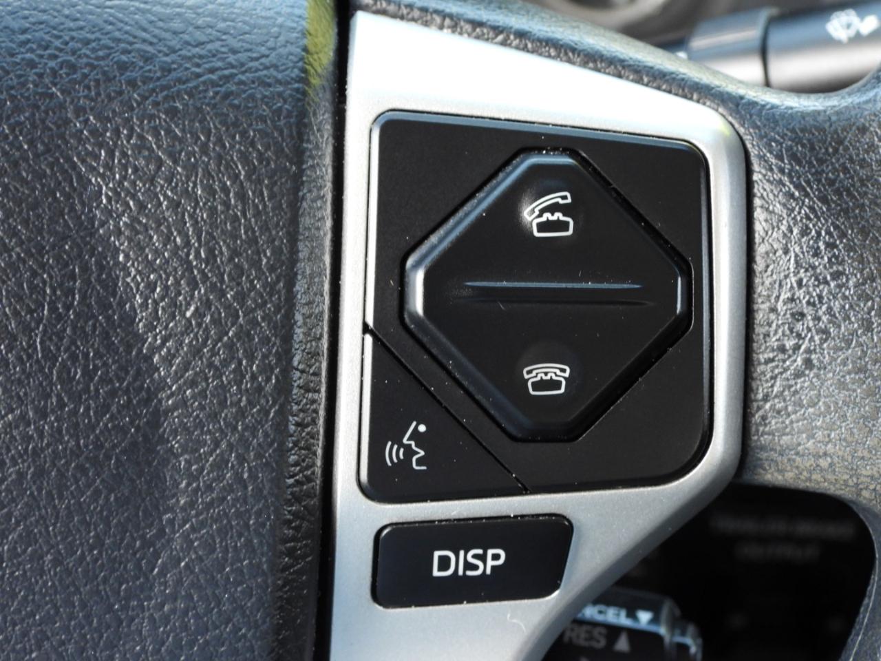 Toyota Tundra SR5 5.7L V8 FFV CrewMax 2WD 2016