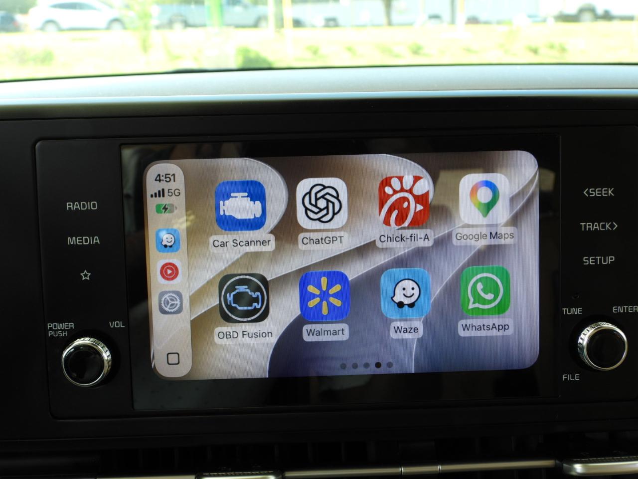 Kia Carnival LX Seat Package 2023