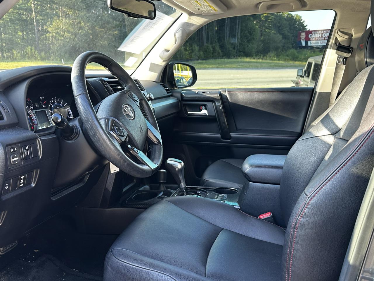 Toyota 4Runner TRD Off-road Premium 4WD 2018