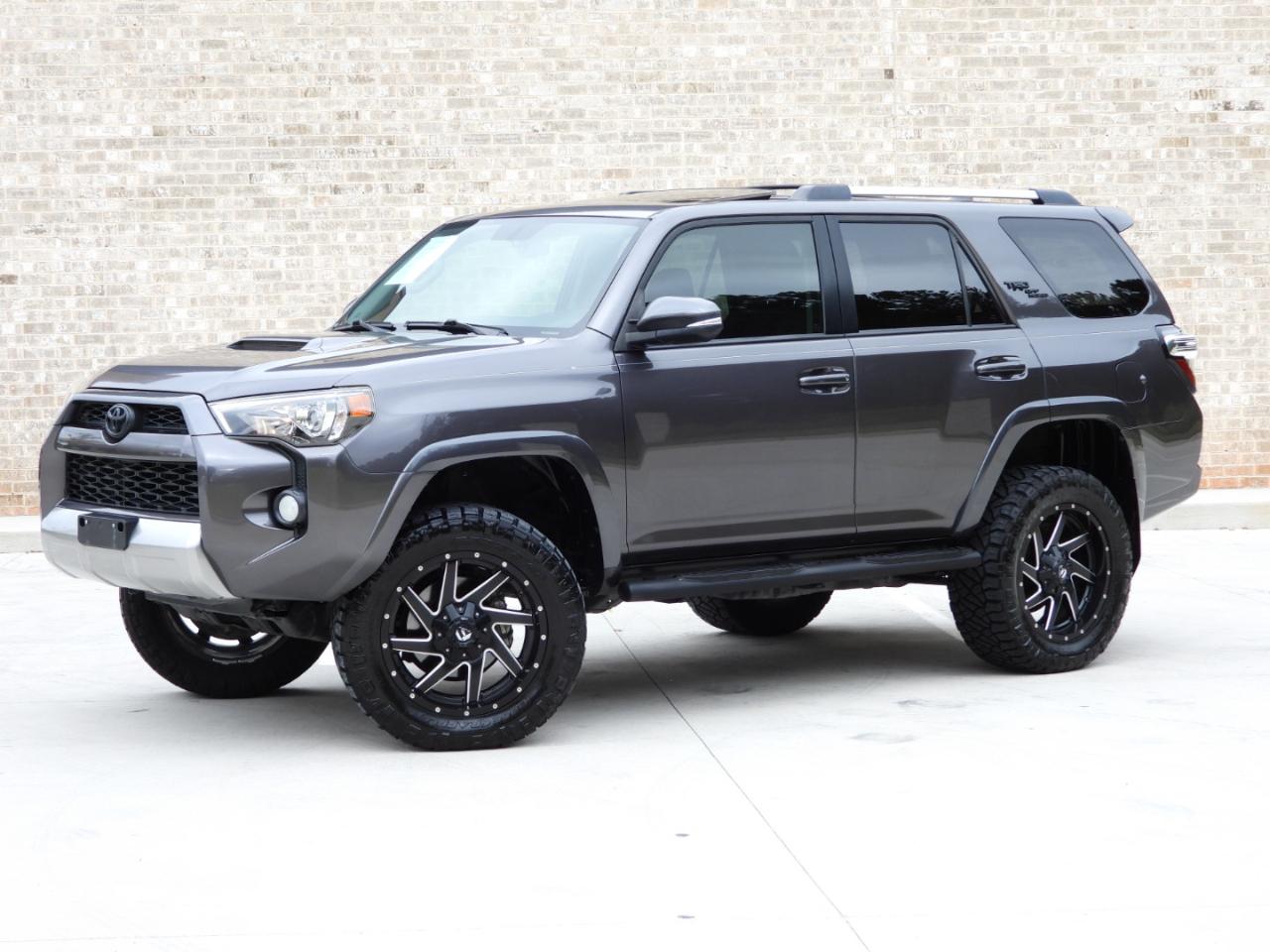 Toyota 4Runner TRD Off-road Premium 4WD 2018