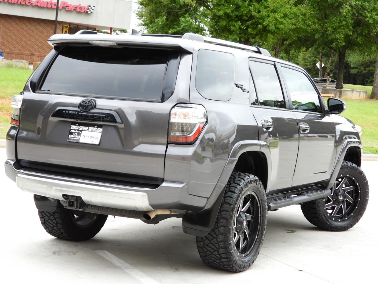 Toyota 4Runner TRD Off-road Premium 4WD 2018