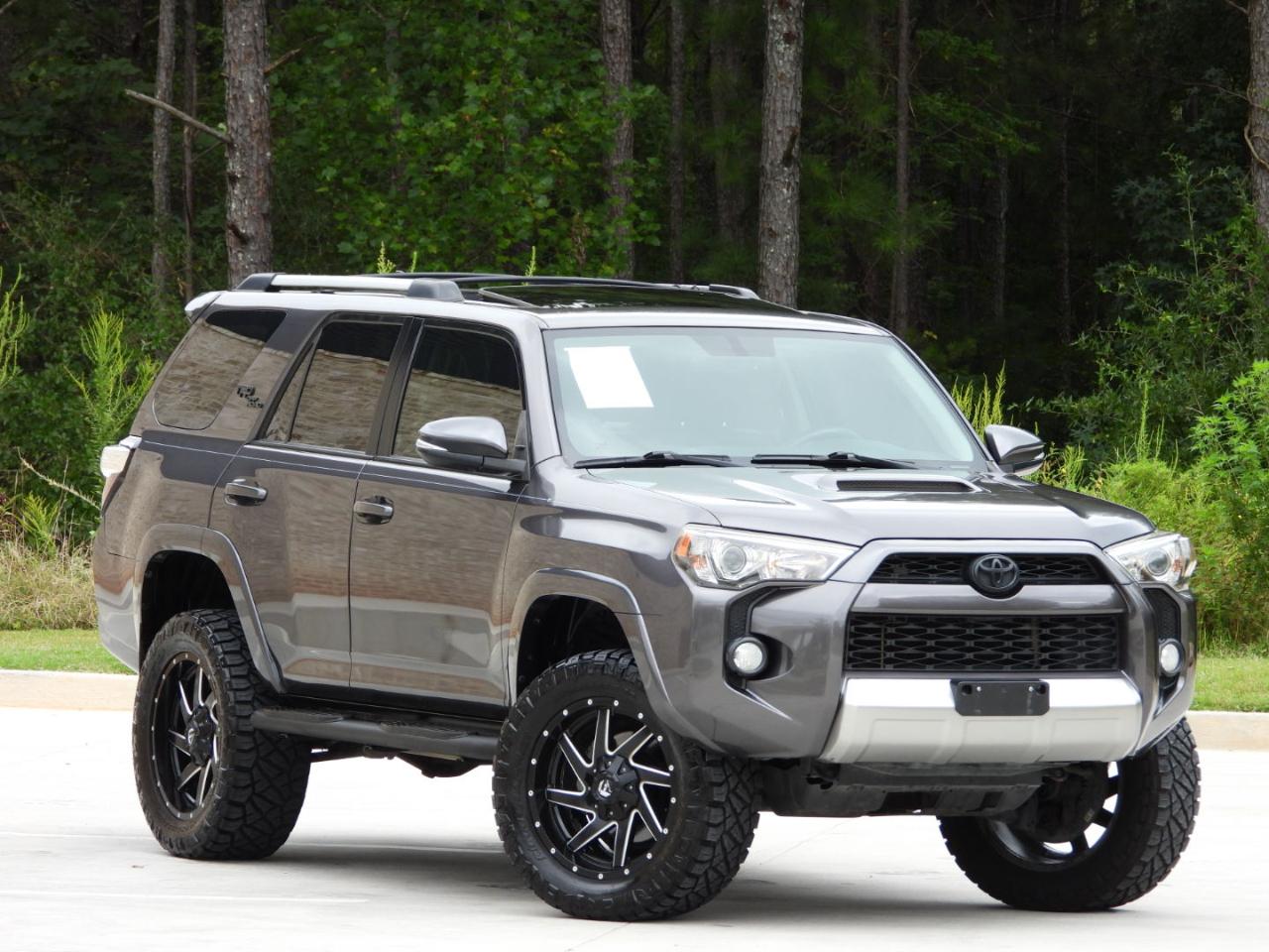 Toyota 4Runner TRD Off-road Premium 4WD 2018