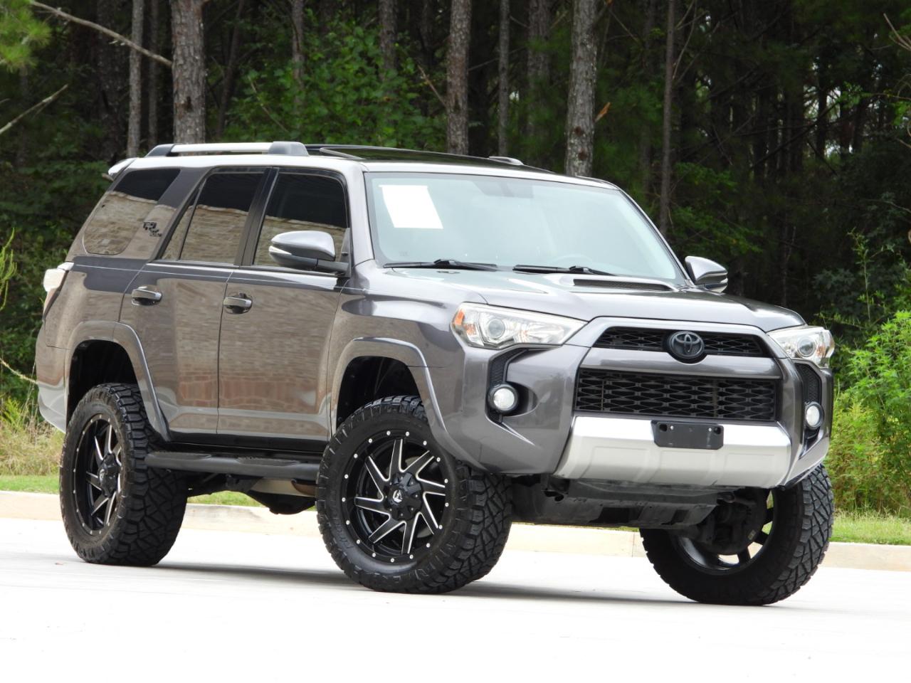 Toyota 4Runner TRD Off-road Premium 4WD 2018
