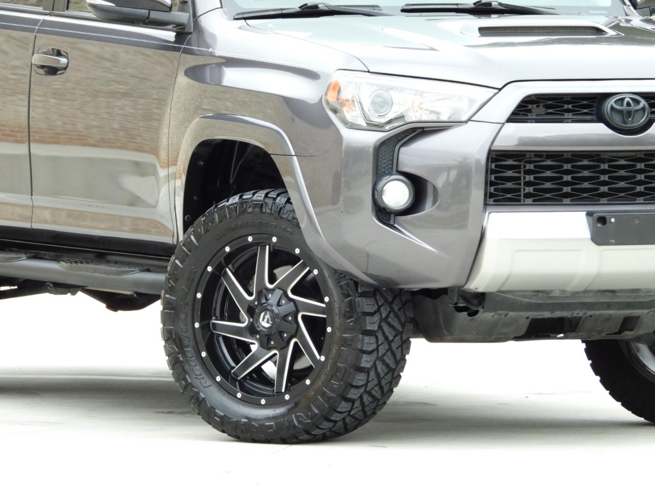 Toyota 4Runner TRD Off-road Premium 4WD 2018