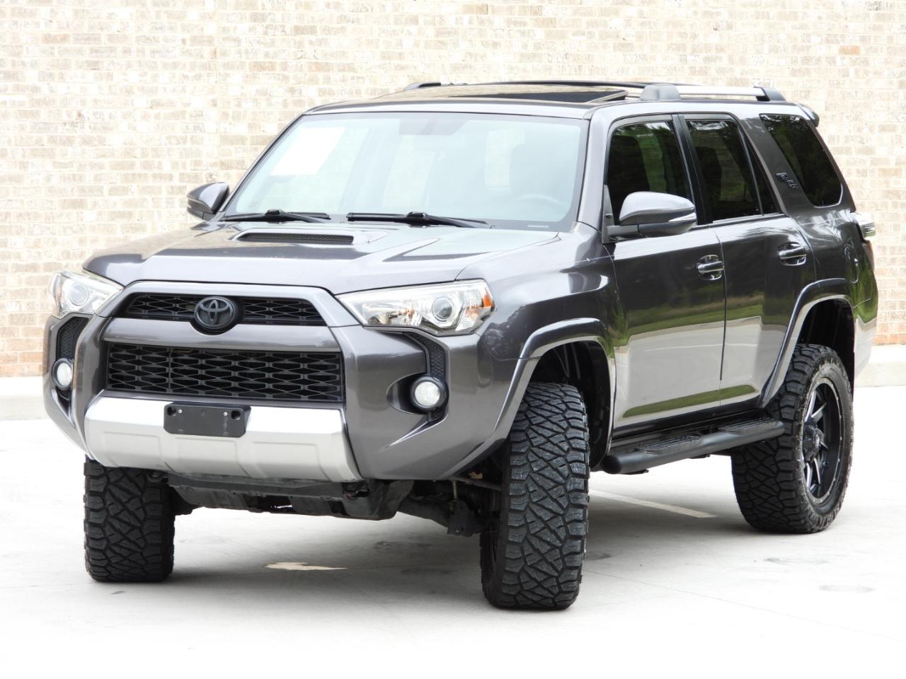 Toyota 4Runner TRD Off-road Premium 4WD 2018