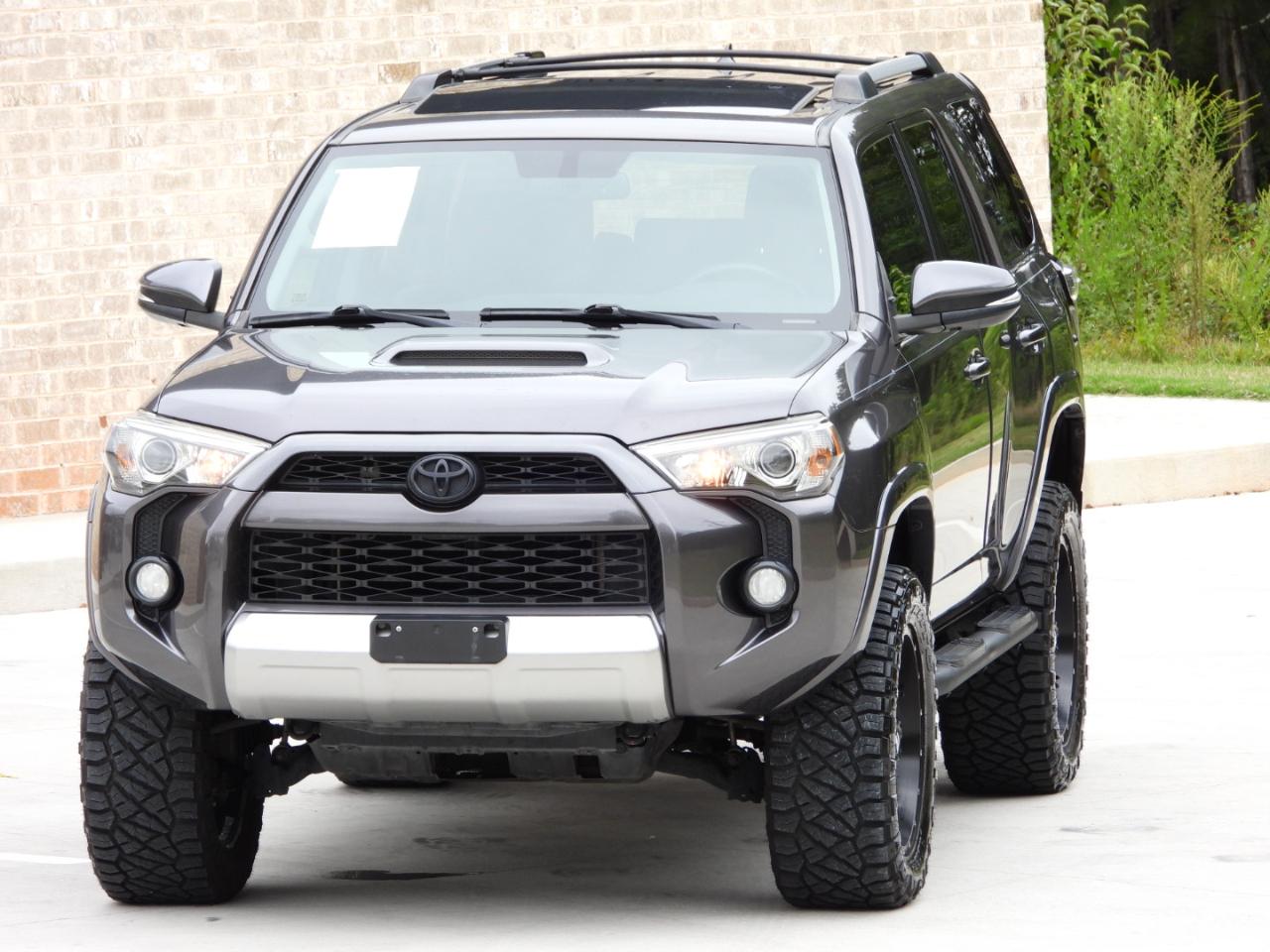 Toyota 4Runner TRD Off-road Premium 4WD 2018