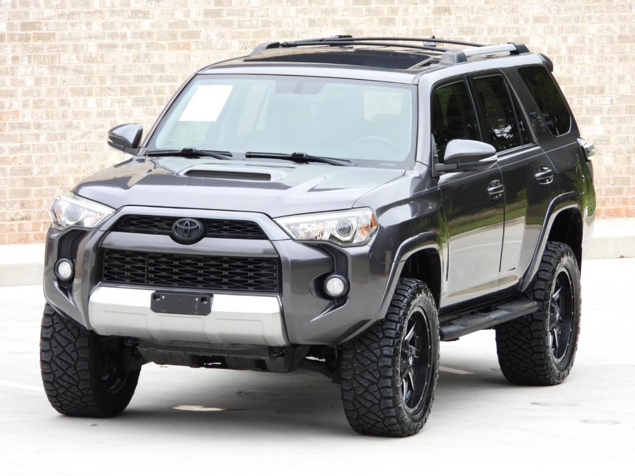 Toyota 4Runner TRD Off-road Premium 4WD 2018