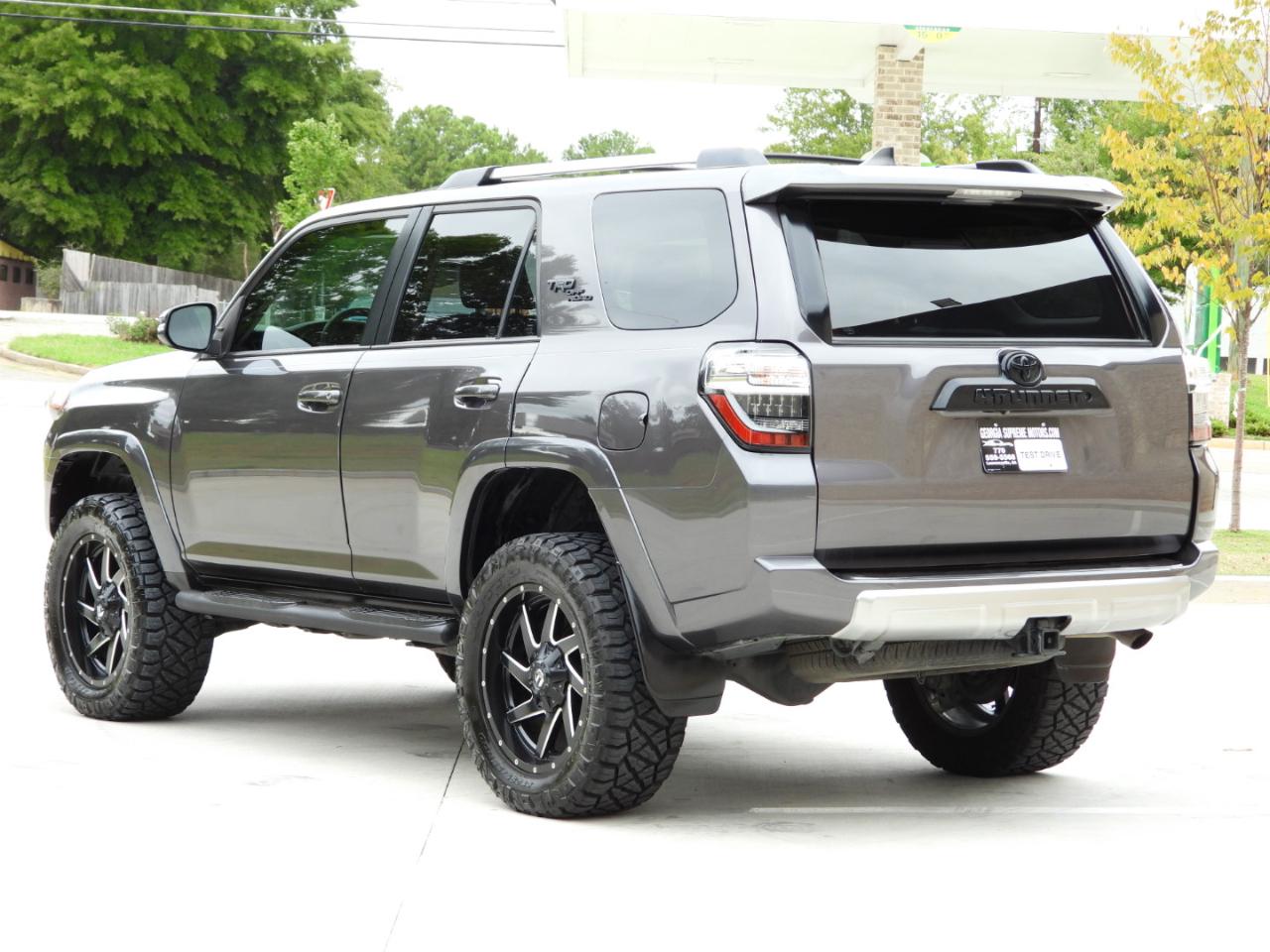 Toyota 4Runner TRD Off-road Premium 4WD 2018