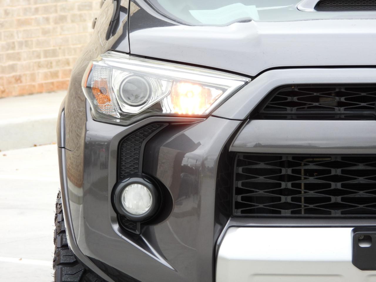 Toyota 4Runner TRD Off-road Premium 4WD 2018