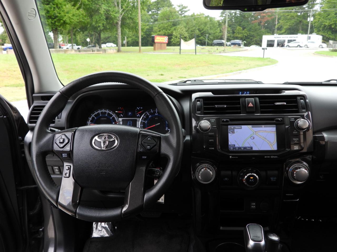 Toyota 4Runner TRD Off-road Premium 4WD 2018