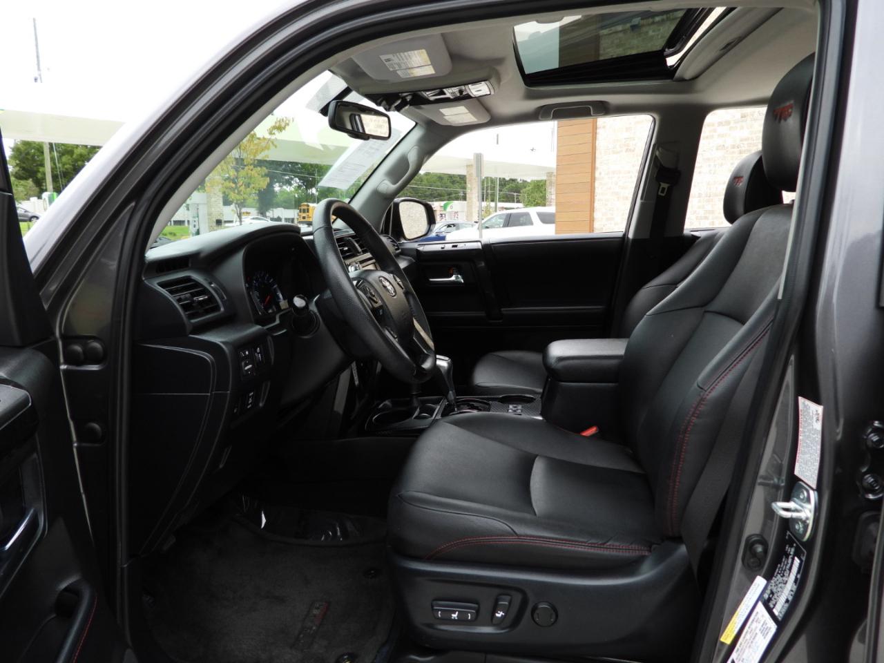 Toyota 4Runner TRD Off-road Premium 4WD 2018