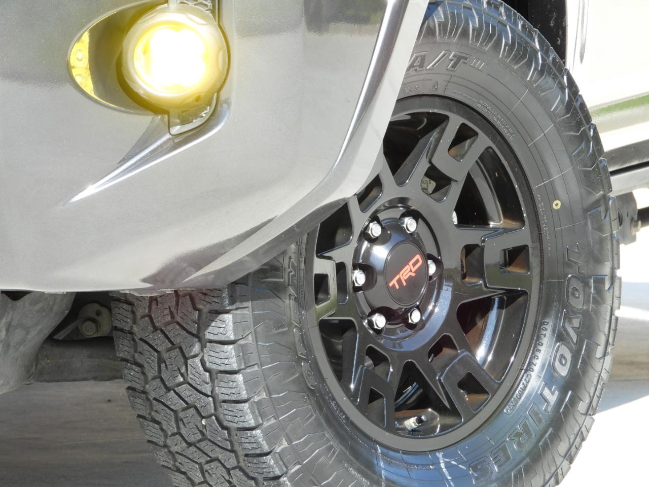 Toyota 4Runner SR5 2WD 2019