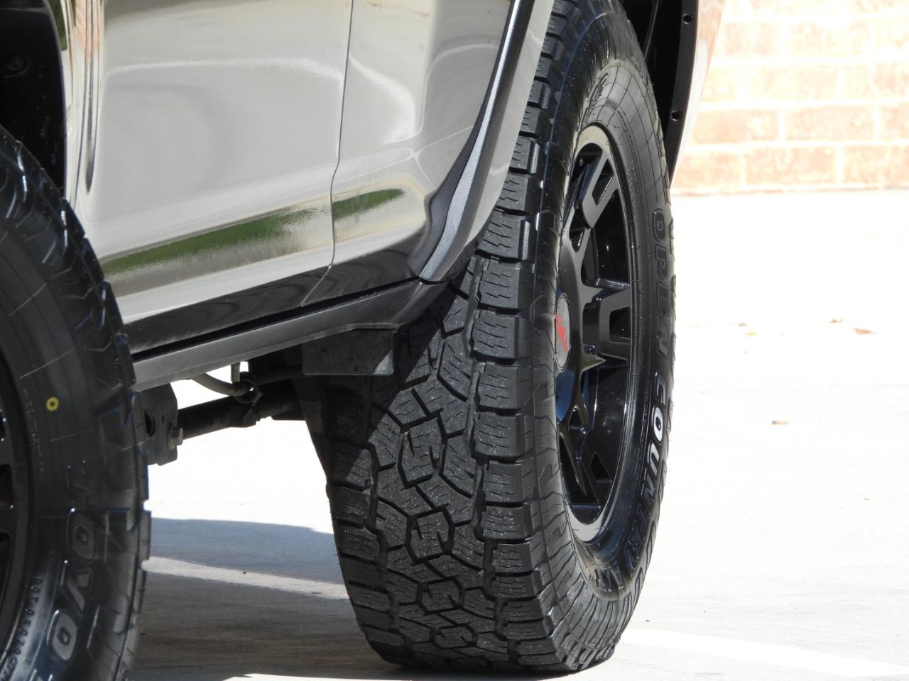 Toyota 4Runner SR5 2WD 2019