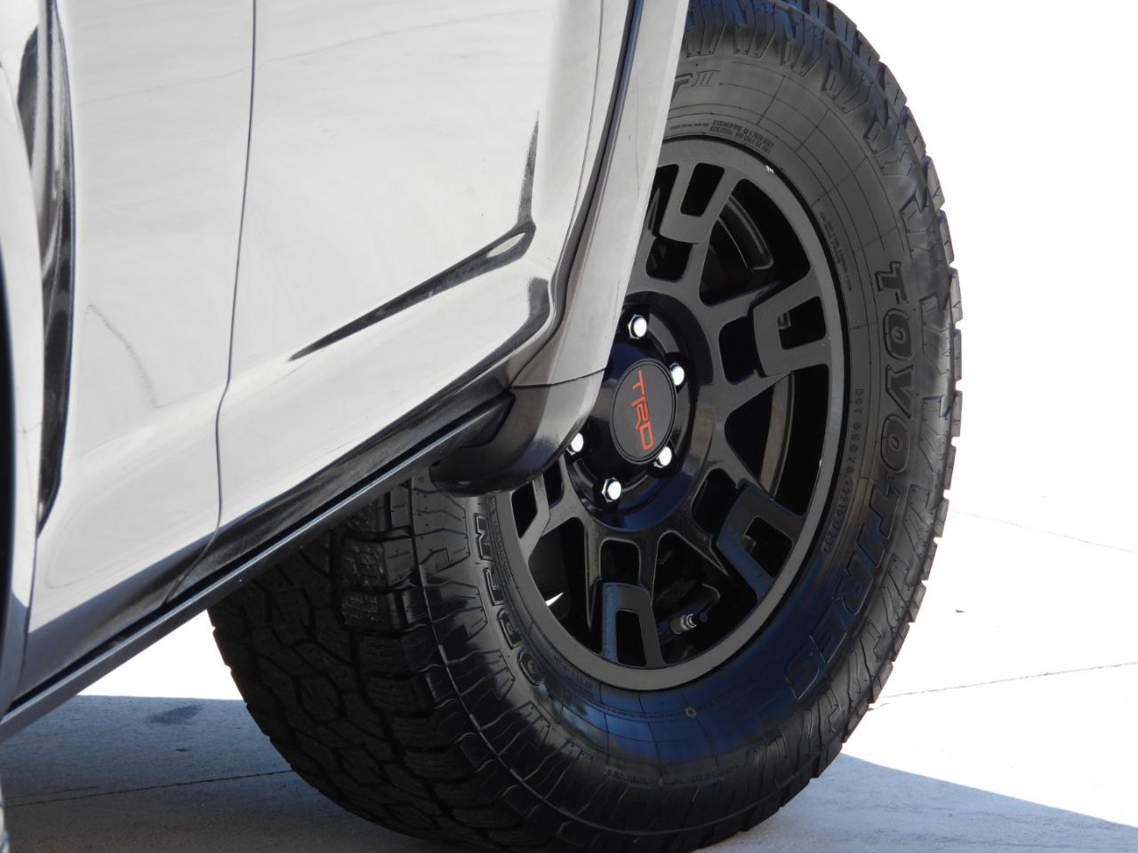 Toyota 4Runner SR5 2WD 2019
