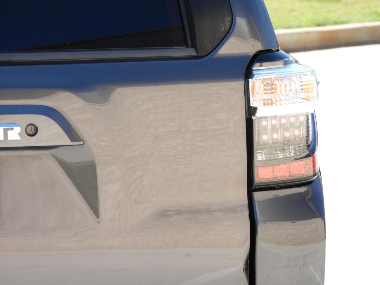 Toyota 4Runner SR5 2WD 2019