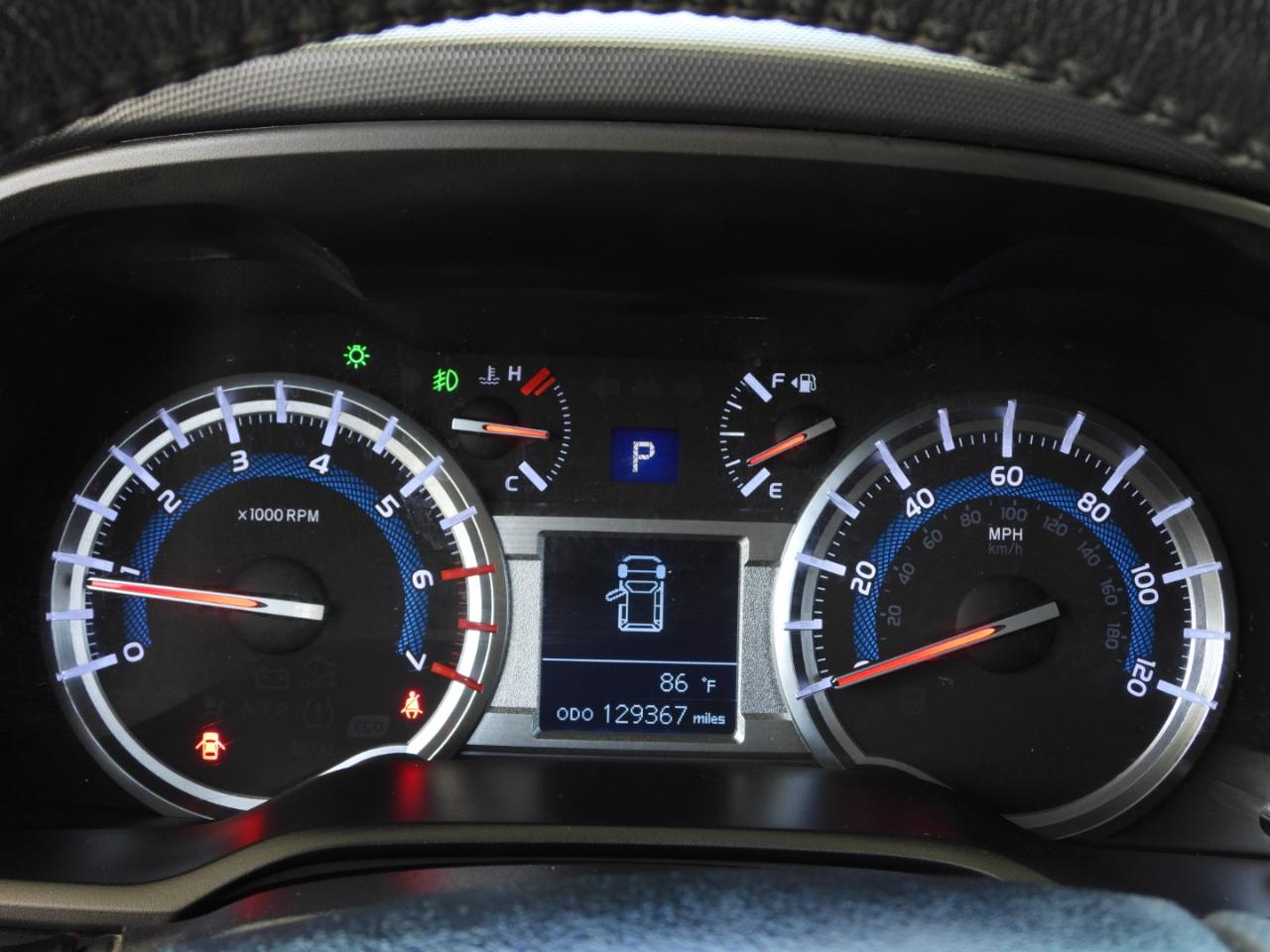 Toyota 4Runner SR5 2WD 2019