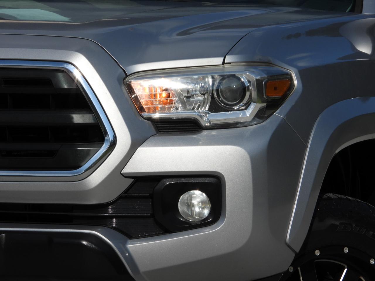 Toyota Tacoma SR5 Double Cab V6 2017