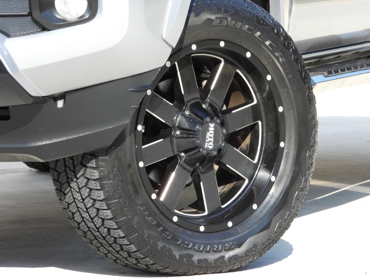 Toyota Tacoma SR5 Double Cab V6 2017