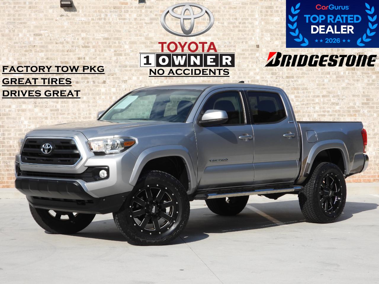  2017 Toyota Tacoma SR5 V6 Double Cab RWD   