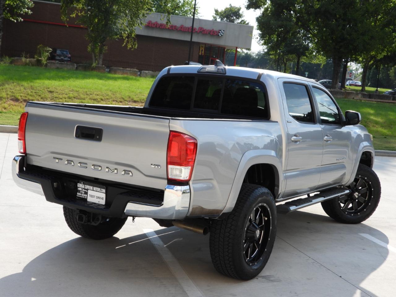 Toyota Tacoma SR5 Double Cab V6 2017