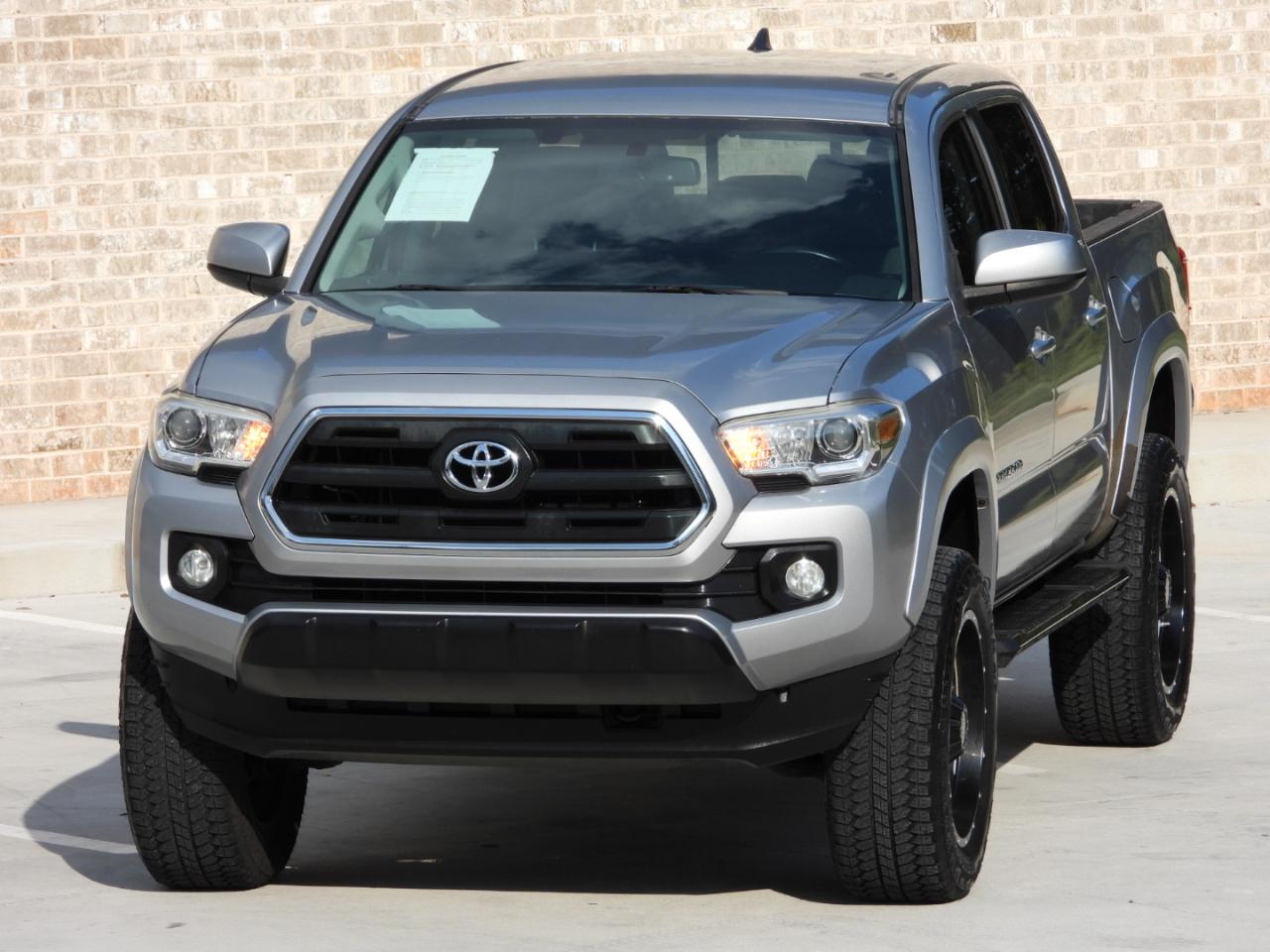 Toyota Tacoma SR5 Double Cab V6 2017