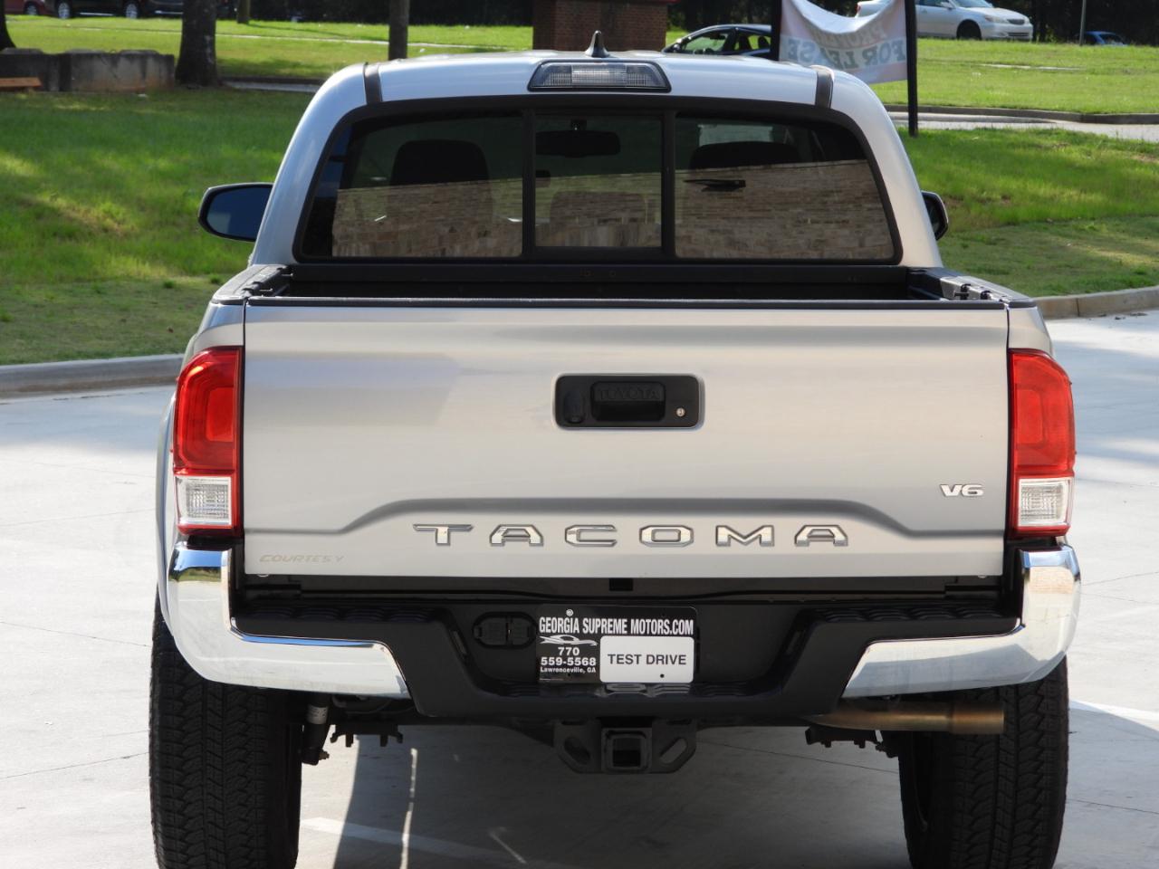 Toyota Tacoma SR5 Double Cab V6 2017