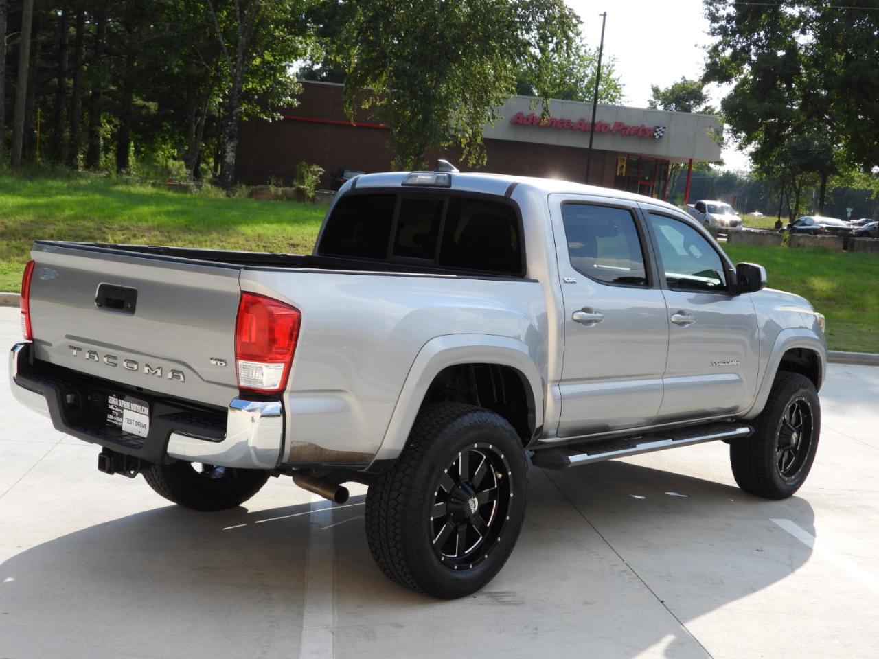Toyota Tacoma SR5 Double Cab V6 2017