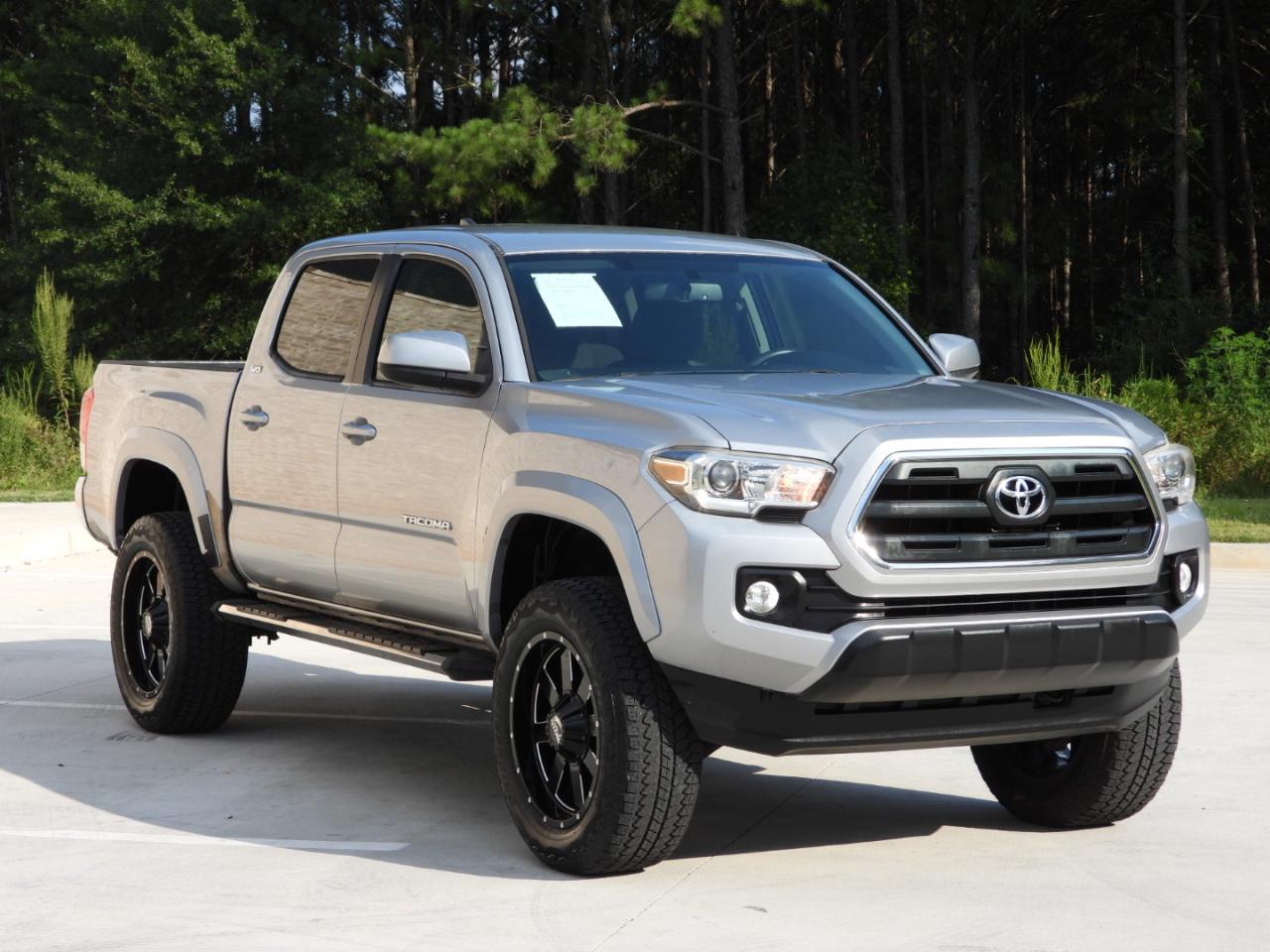 Toyota Tacoma SR5 Double Cab V6 2017