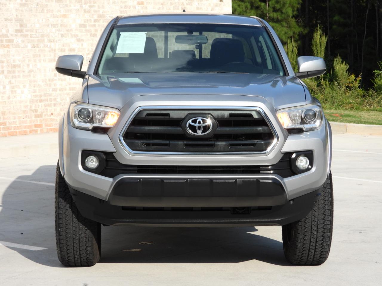 Toyota Tacoma SR5 Double Cab V6 2017